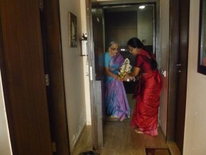 அம்மனழைப்பு மும்பை2012