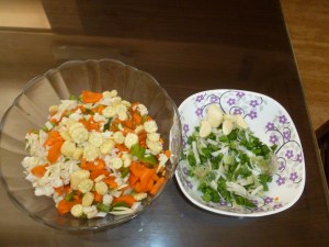 தயாராகும் காய்கறிகள்