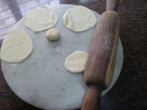 மோமோவின் பேஸ்