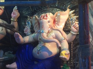 குறுகுறுப்பாக