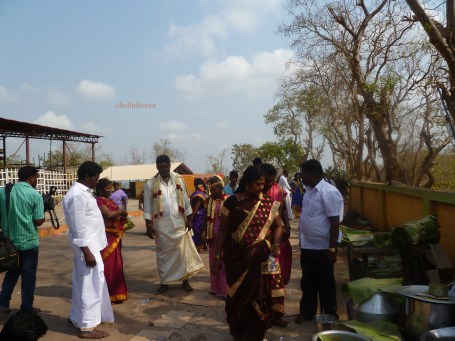   சாப்பிட ஆஸனமா