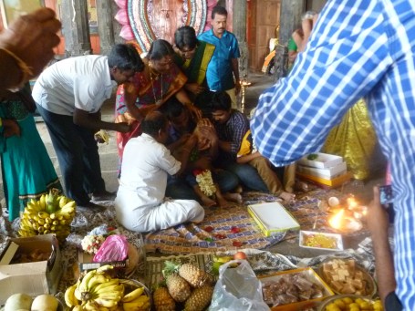 காதணிஅணிவித்தல்