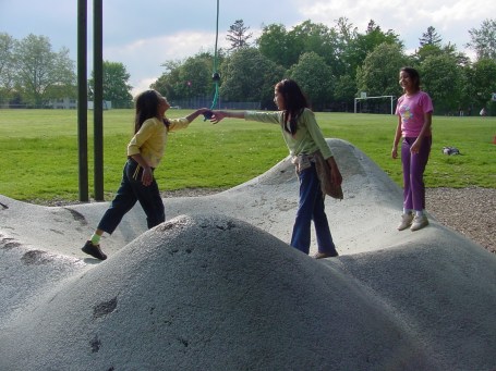 விளையாட்டு